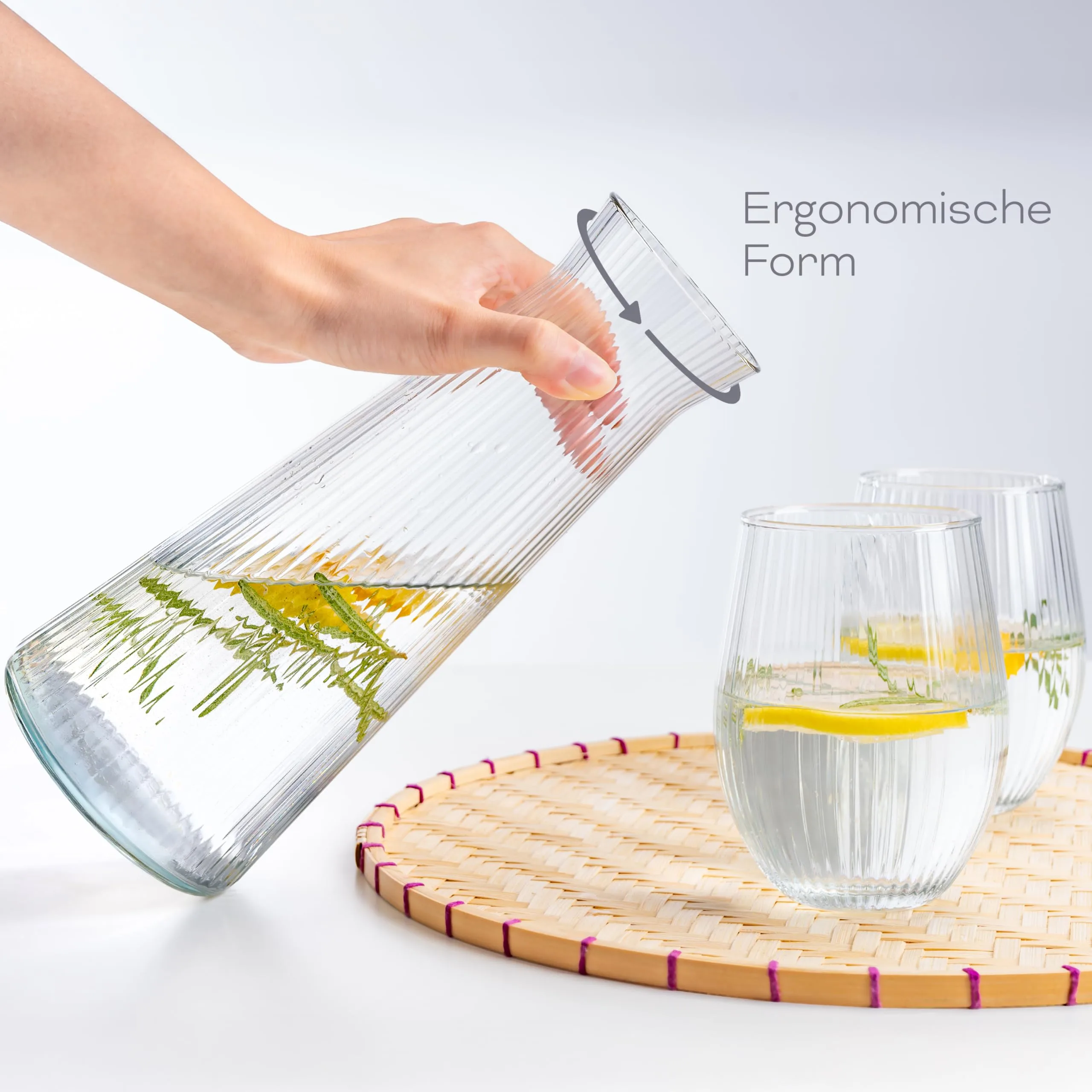 Wasserkaraffe 1 Liter aus robustem, geriffeltem Glas 1 Stk. 1000 ml